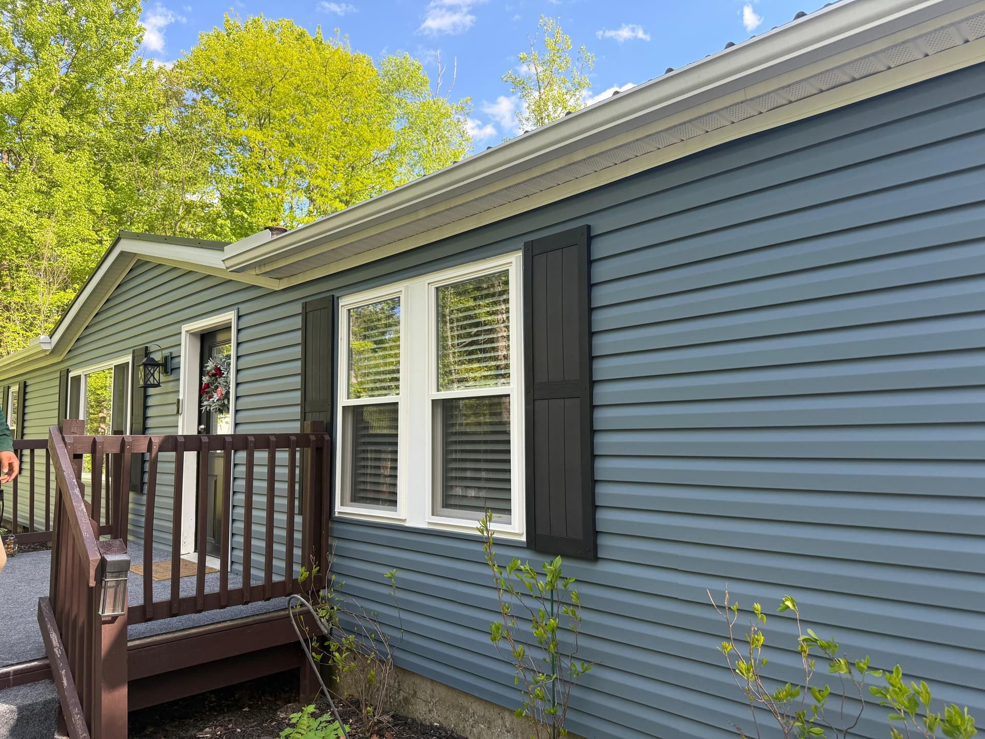 Gallery photos for Steel Blue Vinyl Siding Upgrade at Candlewood Lake Community Ranch: Image #5