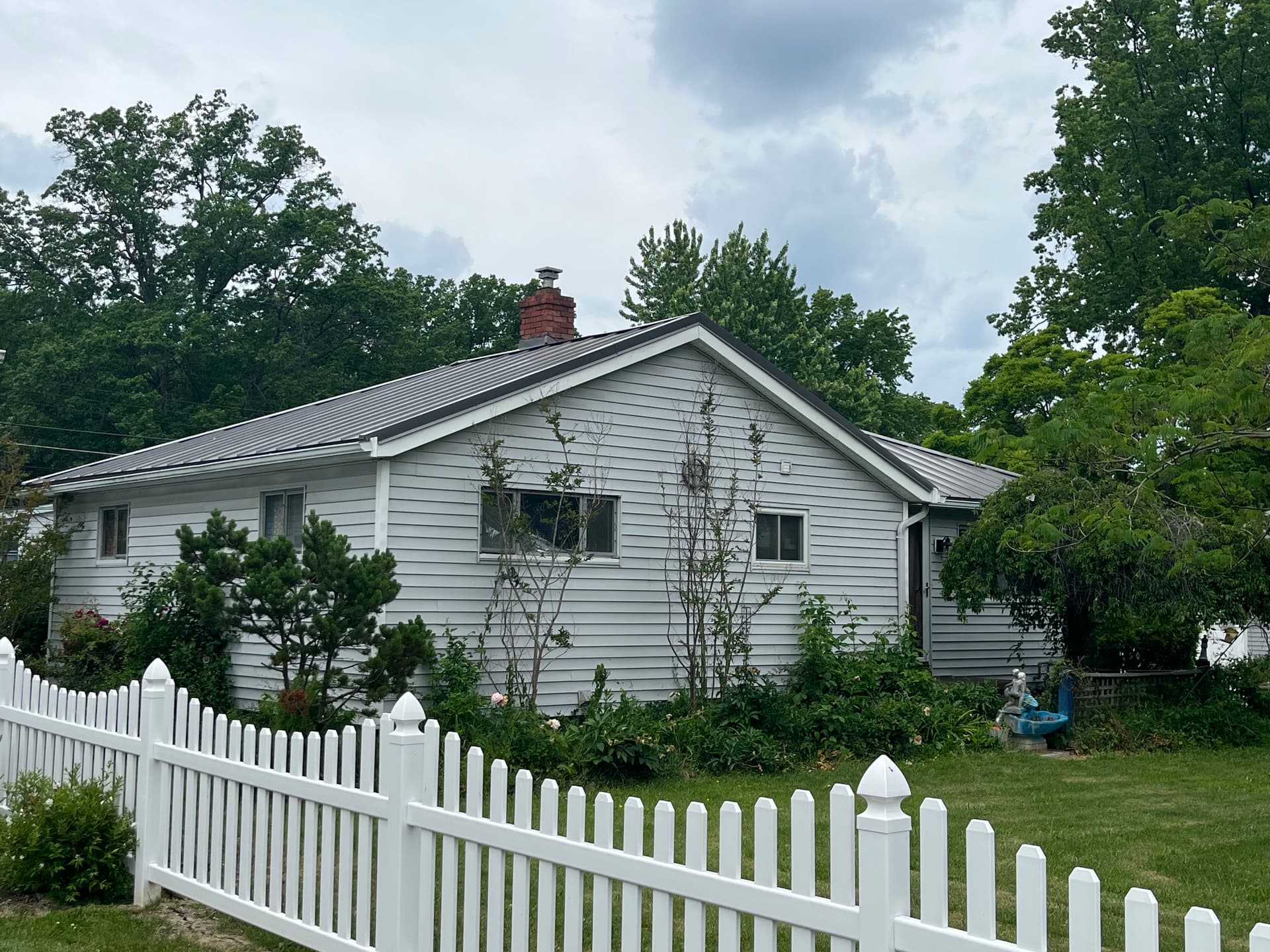 Gallery photos for Standing Seam Metal Roof Install in Avon Lake: Image #2