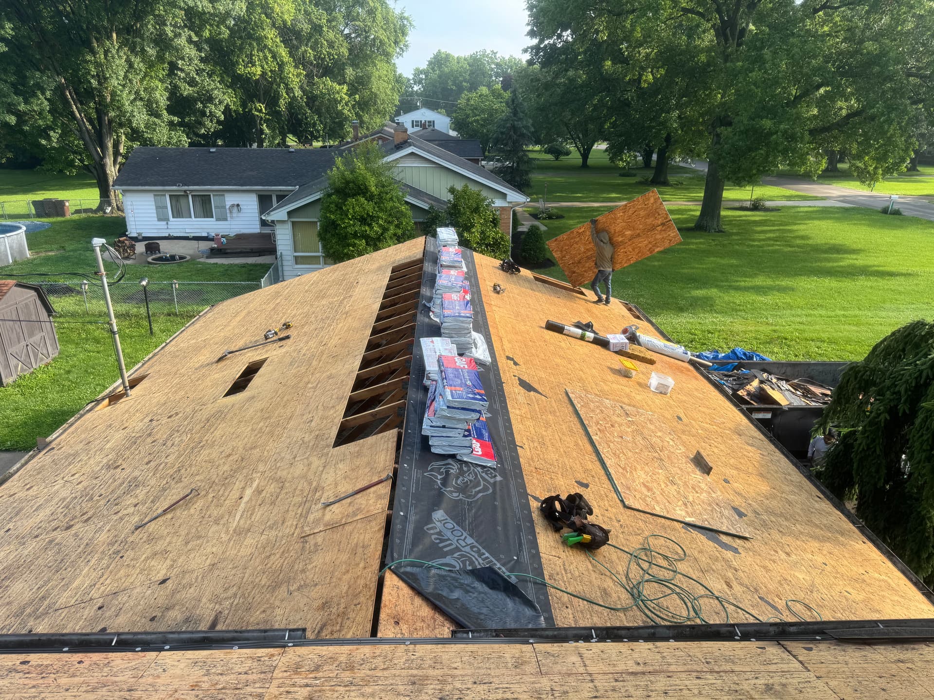 Gallery photos for Full Roof Tear-Off and GAF HDZ Shingle Install in Cincinnati: Image #9