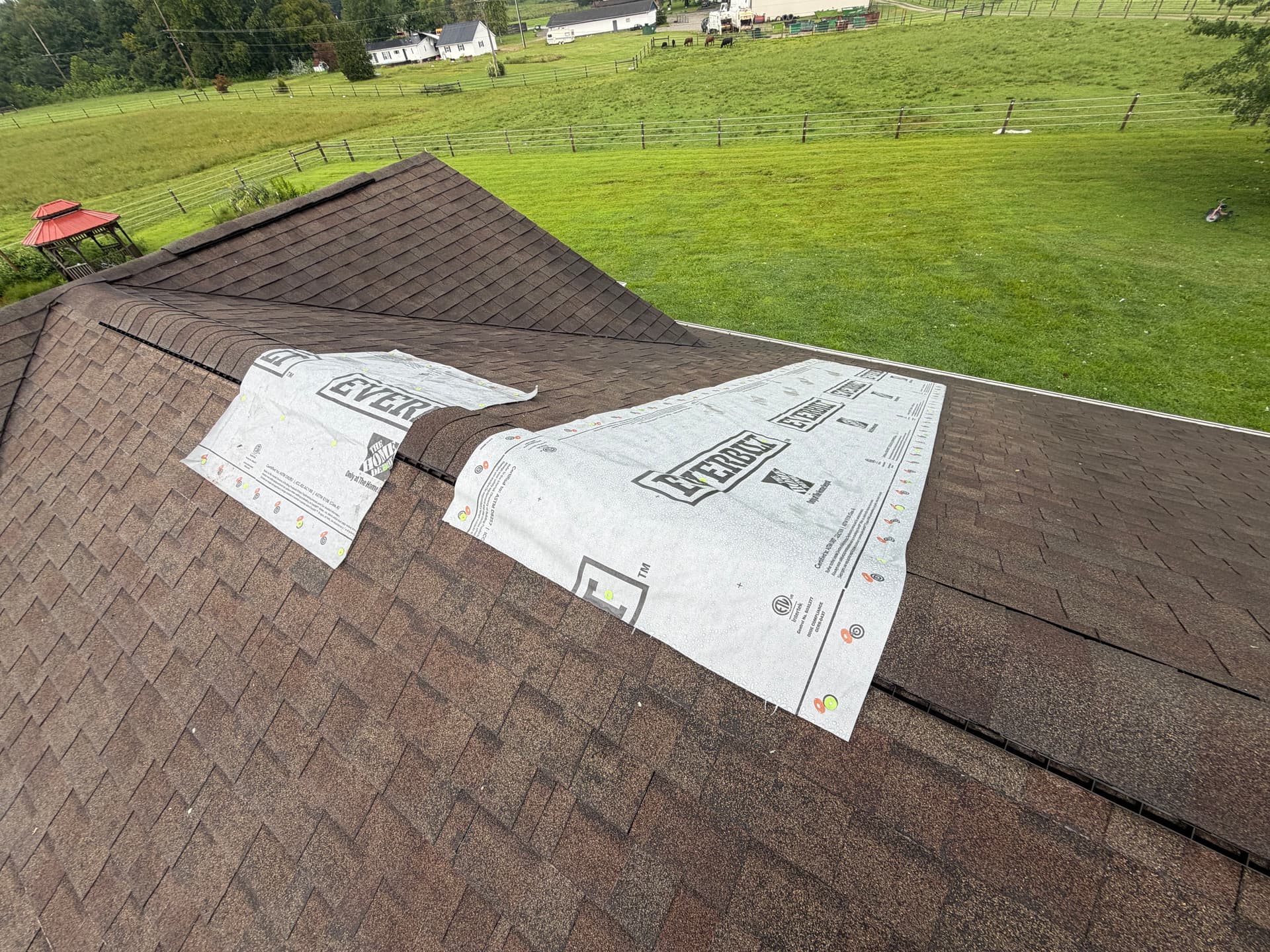 Gallery photos for Storm Wind Damage Emergency Roof Tarping and Temporary Protection: Image #3