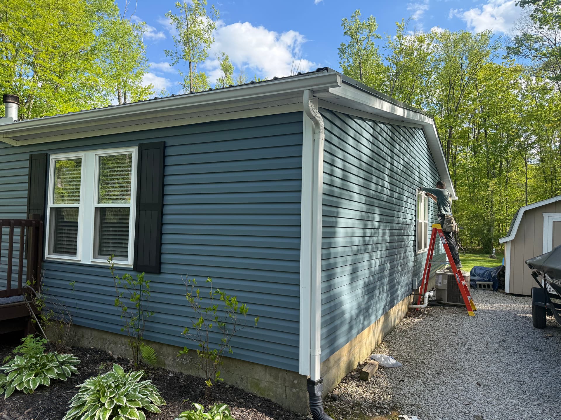 Gallery photos for Steel Blue Vinyl Siding Upgrade at Candlewood Lake Community Ranch: Image #3