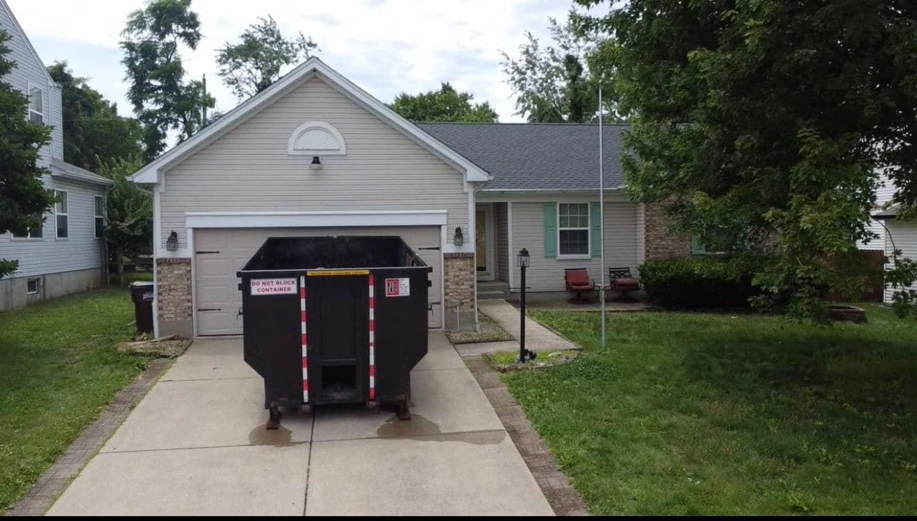 Gallery photos for Full Roof Replacement With Solar Panel Removal and Reinstall: Image #4
