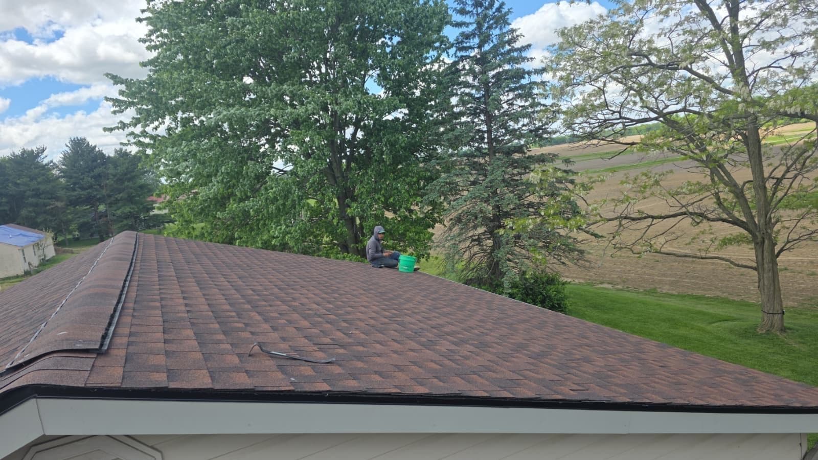 Gallery photos for Full Roof Tear-Off and GAF HDZ Replacement in Mount Gilead: Image #6
